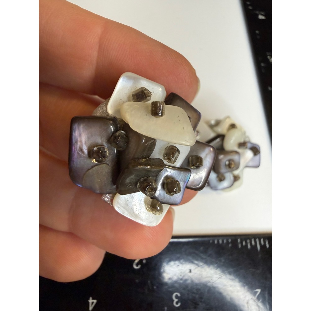 Vintage Japan Mother of Pearl Shell Cluster Clip On Earrings Grey Iridescent